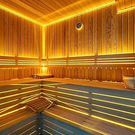 Awen Lara Hotel 3*