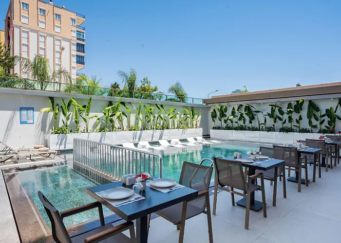 Awen Lara Hotel 3*