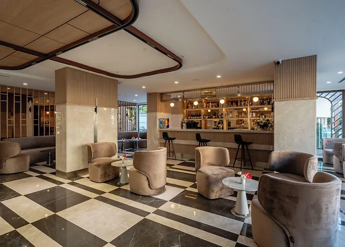 Awen Lara Hotel 3*